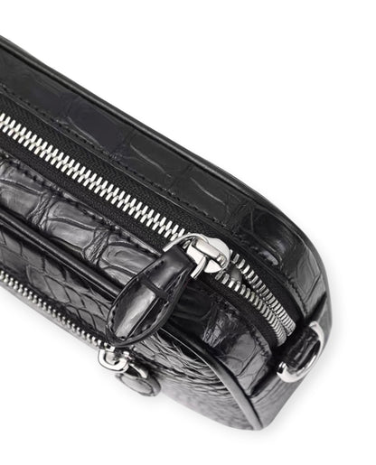 SIGNATURE CLUTCH
